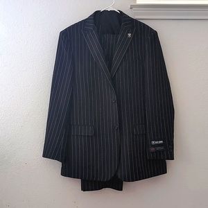 Stacy Adams pinstripe vested suite, 42R-35W